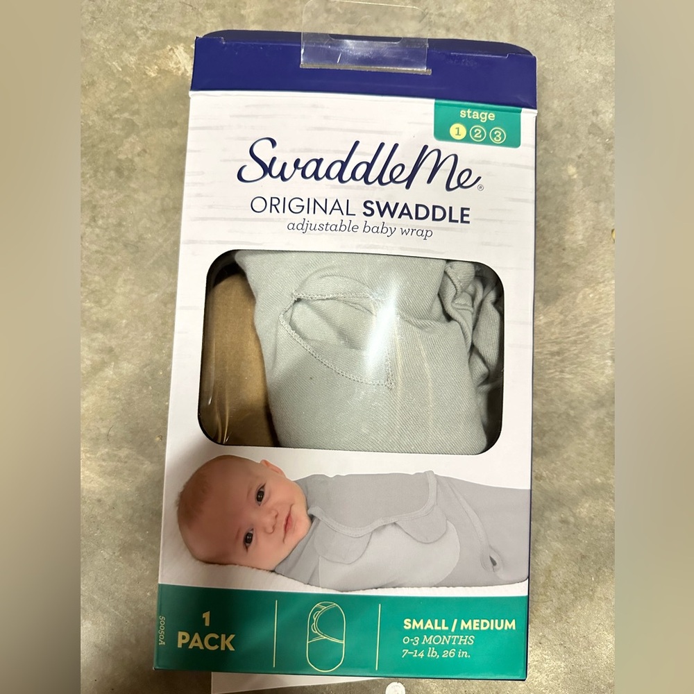 New in box Swaddle